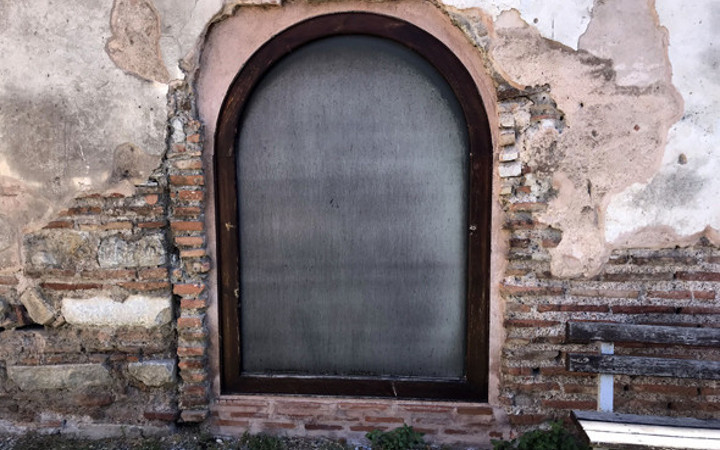 Tarihi ayıp! Ayasofya'ya cam kapı