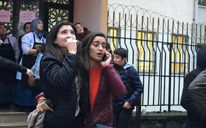 Şişli'de 17 katlı iş merkezinde korkutan yangın