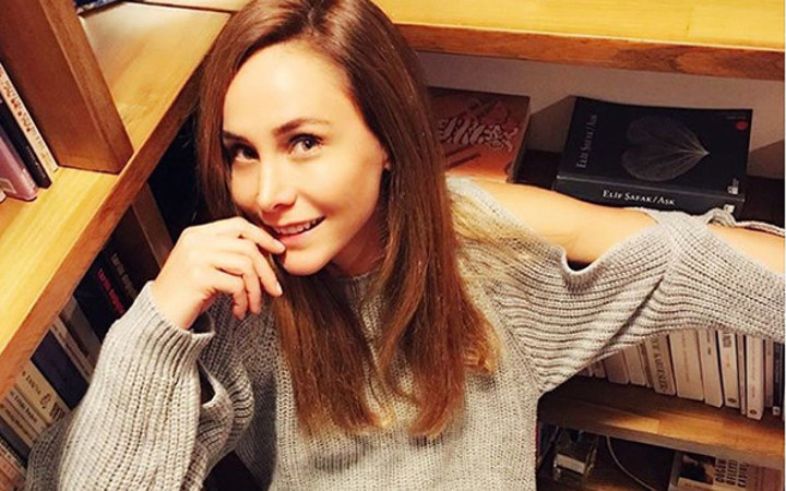 Burçin Terzioğlu imaj değiştirdi