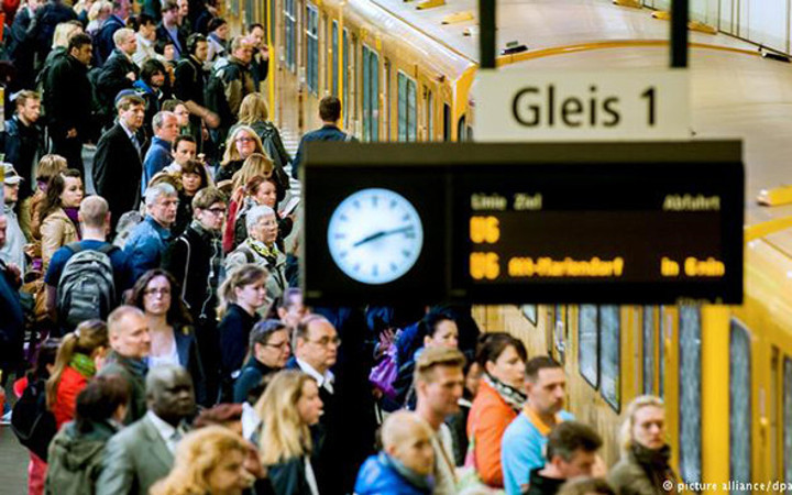 Almanya'da toplu taşıma ücretsiz oluyor