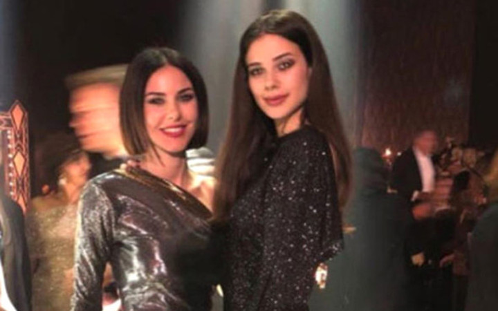 Anne Kız süper minileri ile büyük beğeni topladılar!