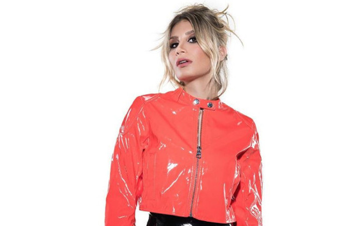 İrem Derici hamile ilk fotoğrafı paylaştı peki ya babası?