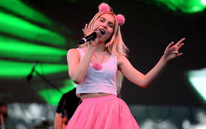 Aleyna Tilki'den 18. yaş gününde hayranlarına sürpriz