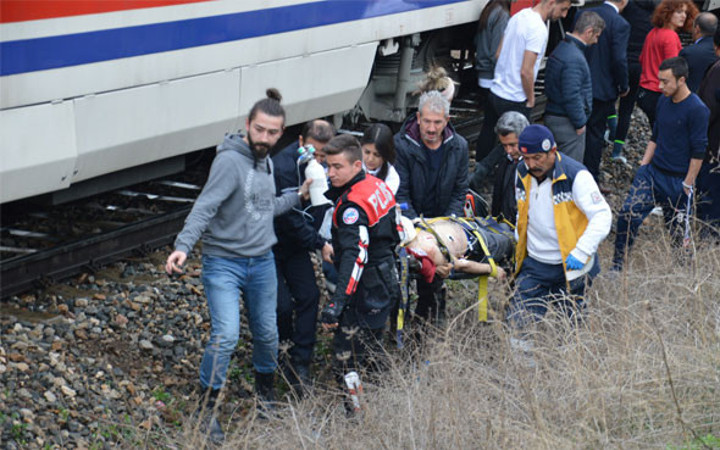 Doğu Ekspresi üniversite öğrencisine çarptı!