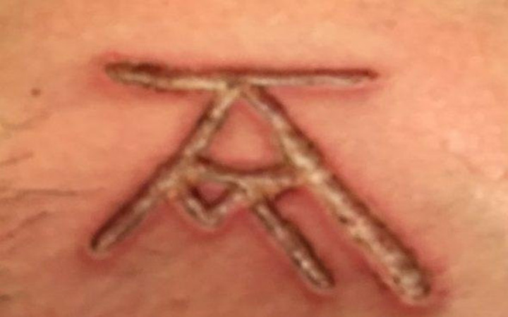 Ünlü oyuncu tutuklandı kadınları cinsel ilişki tarikatına satıyor!