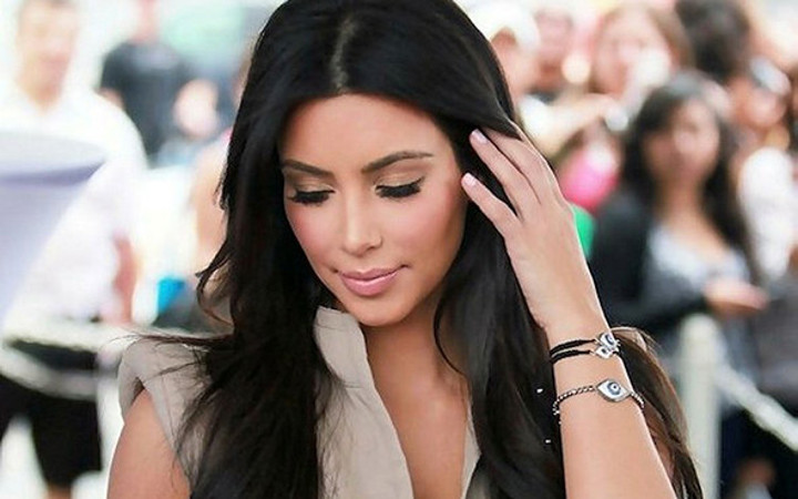Kim Kardashian saçlarının sırrını açıkladı
