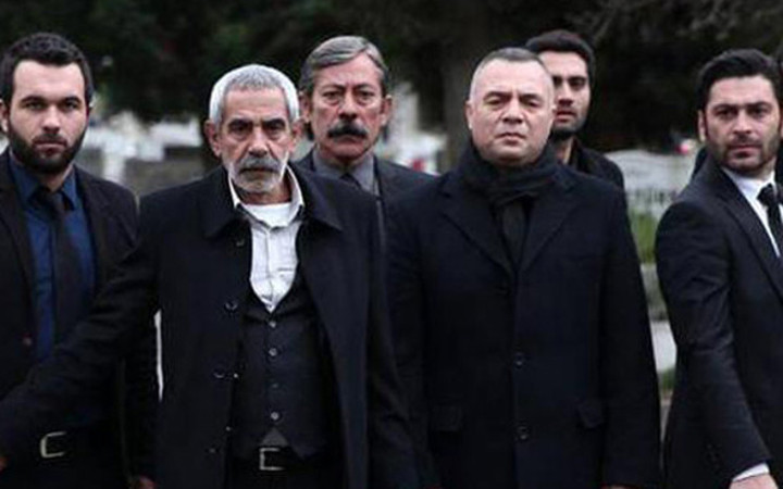 Eşkıya Dünyaya Hükümdar Olmaz Reşit kimdir Fenomen diziden transfer