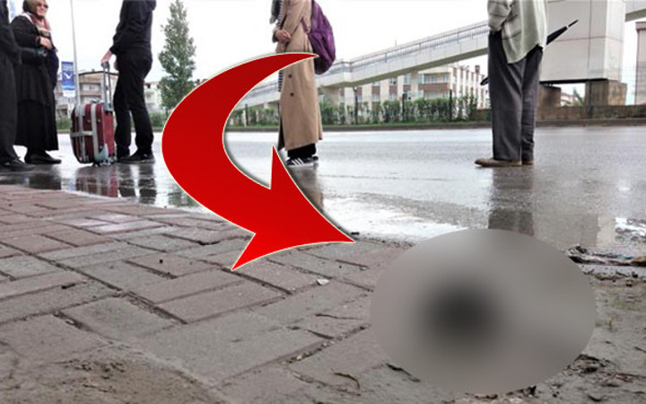 Otobüs durağında inanılmaz görüntü eşi benzeri görülmedi