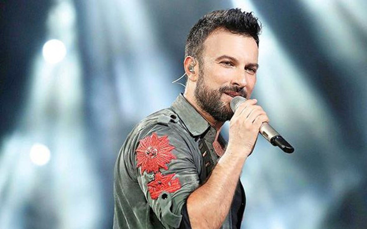 Tarkan'dan 'helal olsun' dedirten hareket