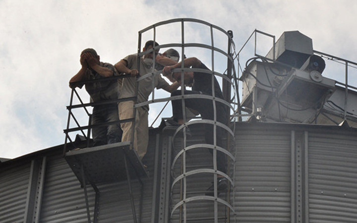 Ellerini görünce fark ettiler: Korkunç ölüm!