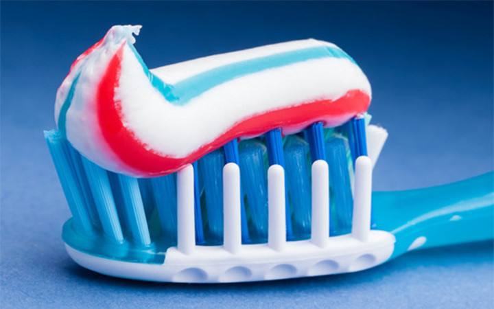 Diş macunu bakın ne işe yarıyormuş!