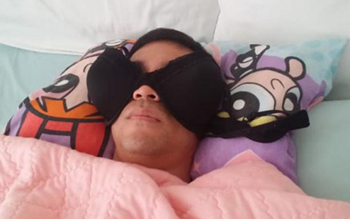 Kocasını bu halde yakaladı sosyal  medya da ifşa etti