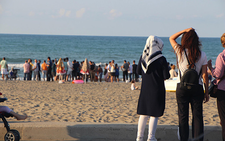 Samsun'da denize giren genç boğuldu!