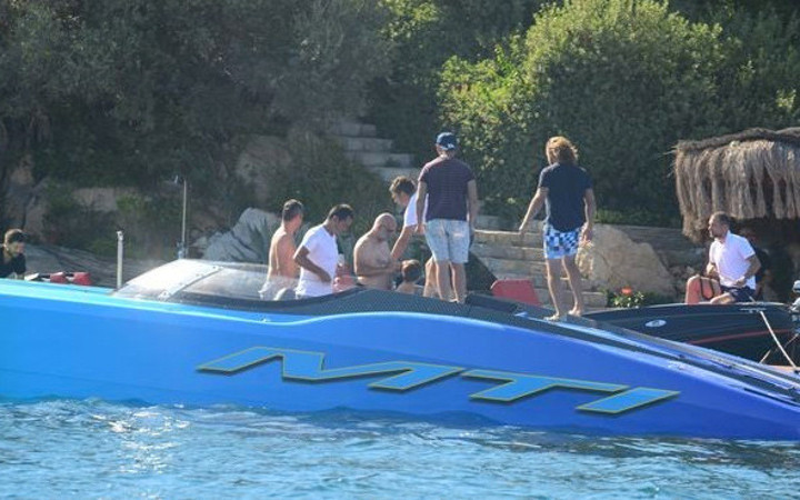 Acun Ilıcalı yeni teknesiyle görüntülendi