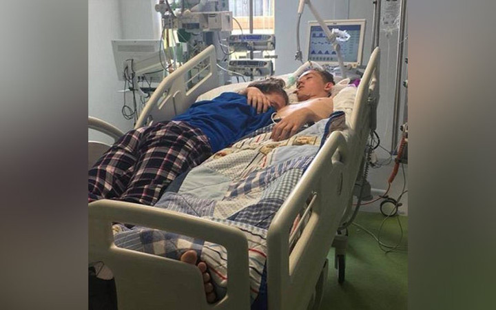 Bu fotoğraf aslında bir veda! Fişinin çekilmesine saatler kala...