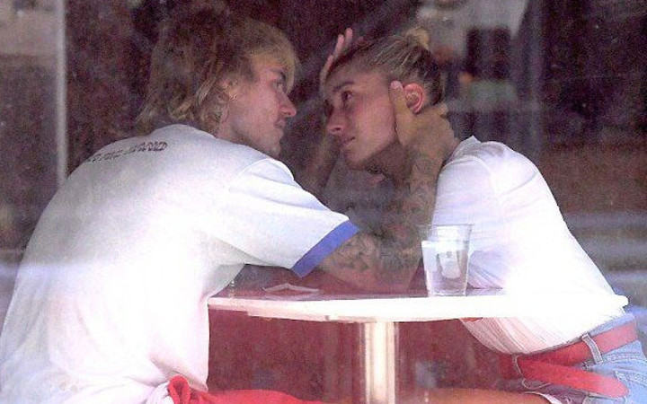 Justin Bieber ile Hailey Baldwin gözyaşları içinde yakalandı