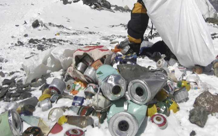 Everest'i çöp bastı Çin harekete geçti bundan sonra 300 kişi ziyaret edecek