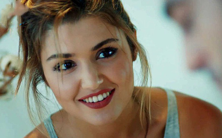 Ünlüler ve kameralardan uzak duran  kardeşleri