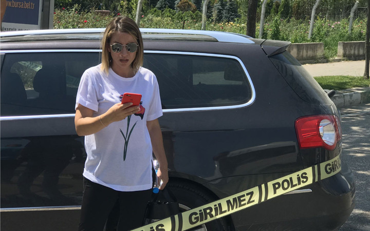 Öldürülen kocasının yerine geçti rekor satış yaptı