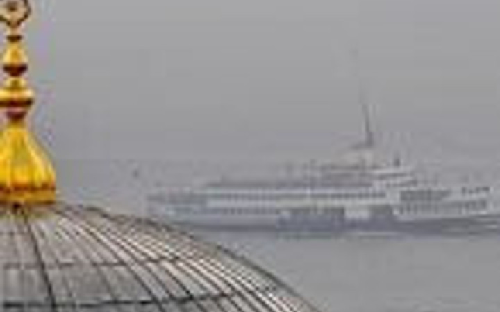 İstanbul'dan sis manzaraları