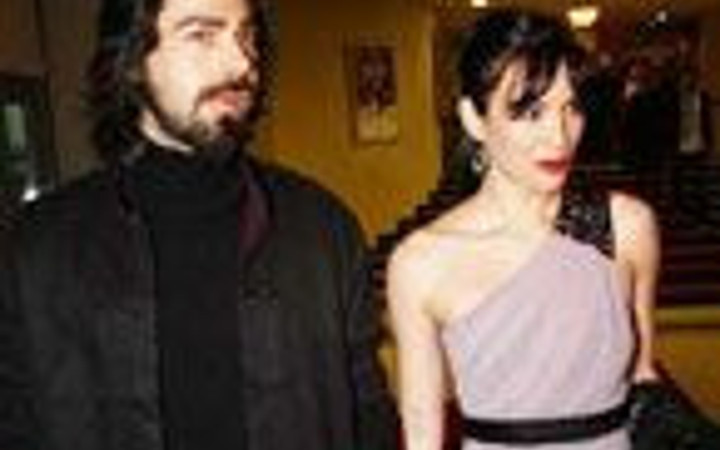 Genç anne galada ortaya çıktı!