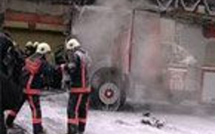 BDP'liler itfaiye aracını böyle yaktı