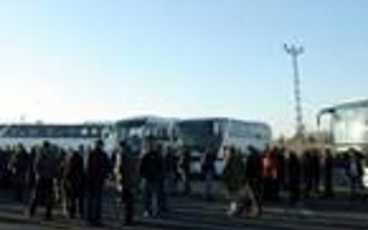 Meclis'in etrafını 10 bin kişi sardı!