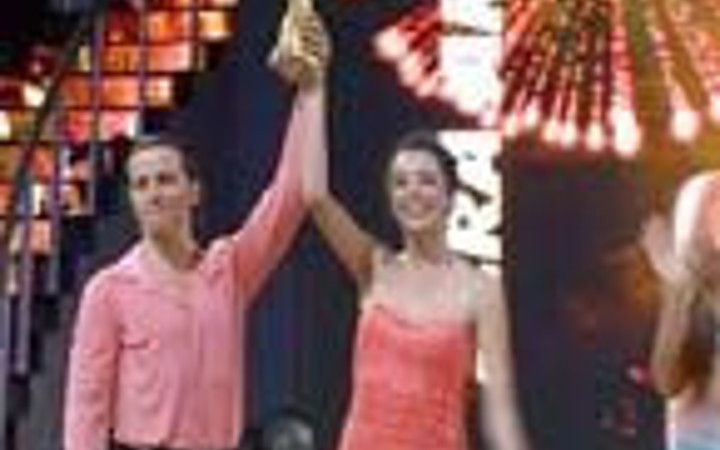 Dansın birincisi tescillendi!