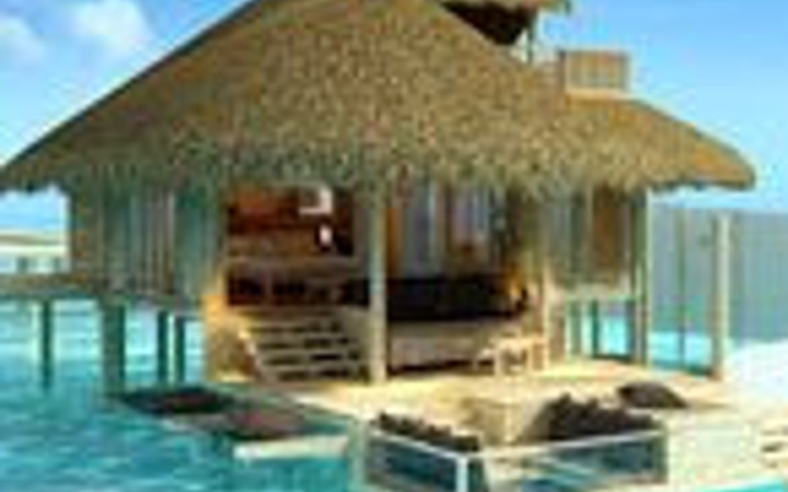 Su üstünde yüzen oteller!