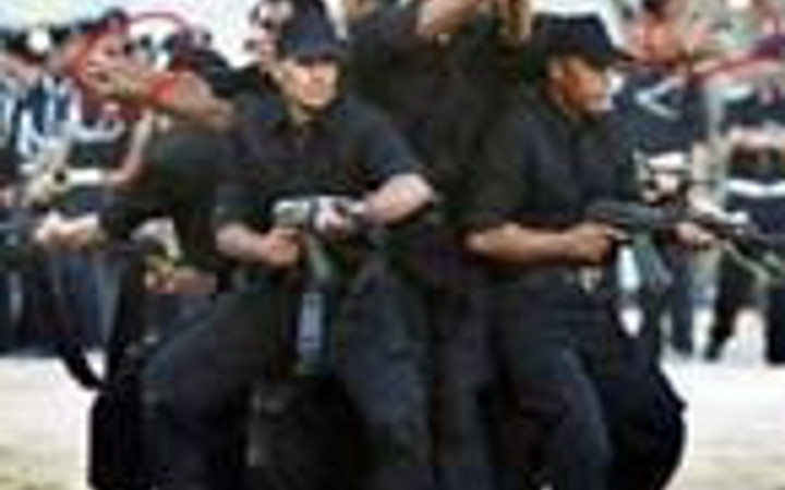 Onlar bu komedinin farkında değil!