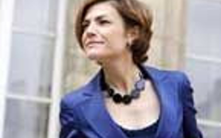 Bakanlar bile etekle dolaşamıyor