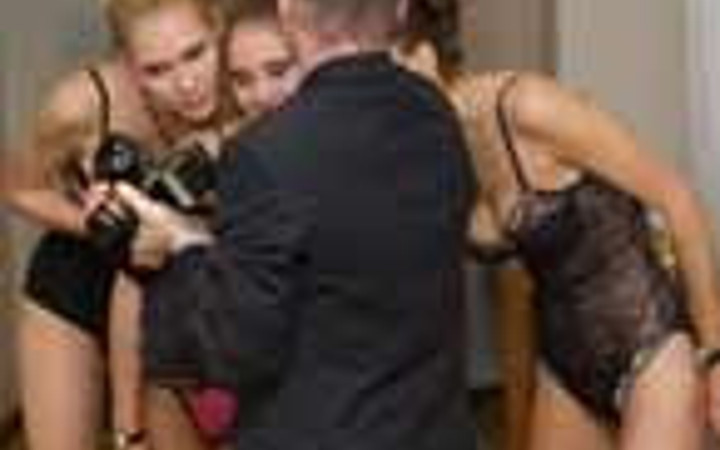 Sınırları zorlayan kahkaha bombaları