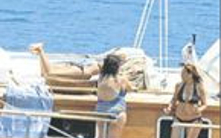 Ünlüler Bodrum'da böyle görüntülendi