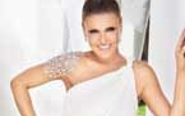 Gülben'in gözünün üstünde kaşı yok