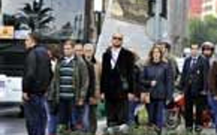 Saat 09.05'te tüm hayat tamamen durdu