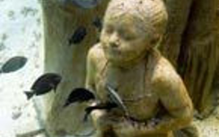 Denizin dibinden ürküten mazara