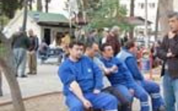 Acil servis iflas edince...