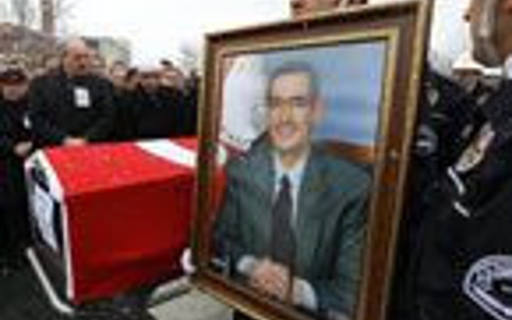 Menderes'e son görev