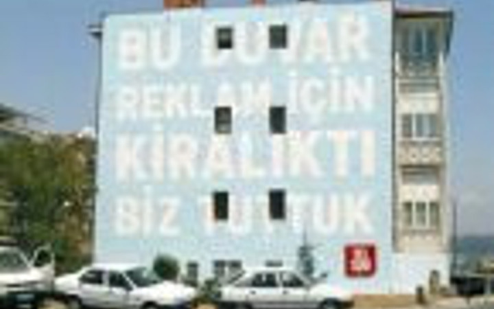 Bu ilanlar çok komik