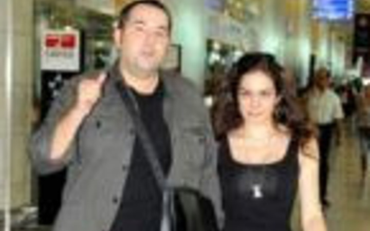 Ünlü çift güle oynaya Mardinler'e gitti