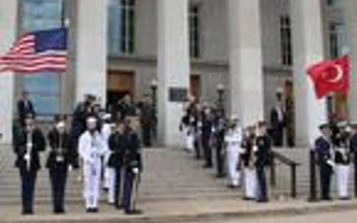 Org. Özel'e ABD'de özel karşılama