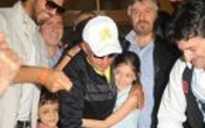 Survivor Mustafa'yı böyle karşıladılar