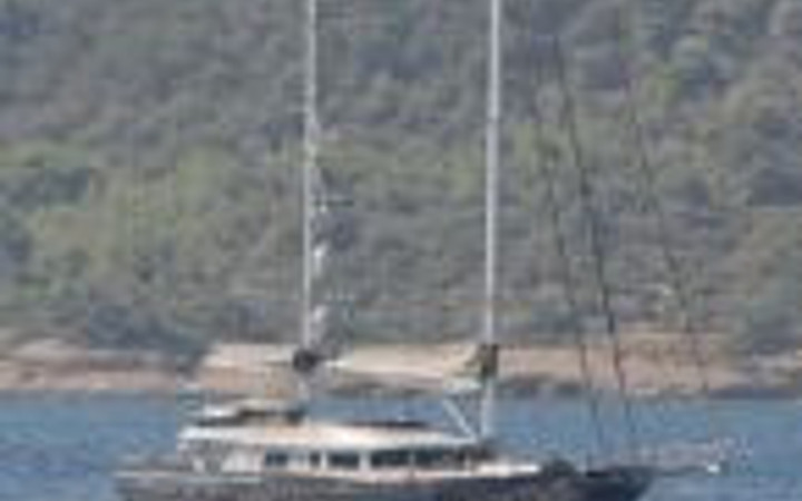 7 milyon Euro'luk aşk teknesi denize indi!