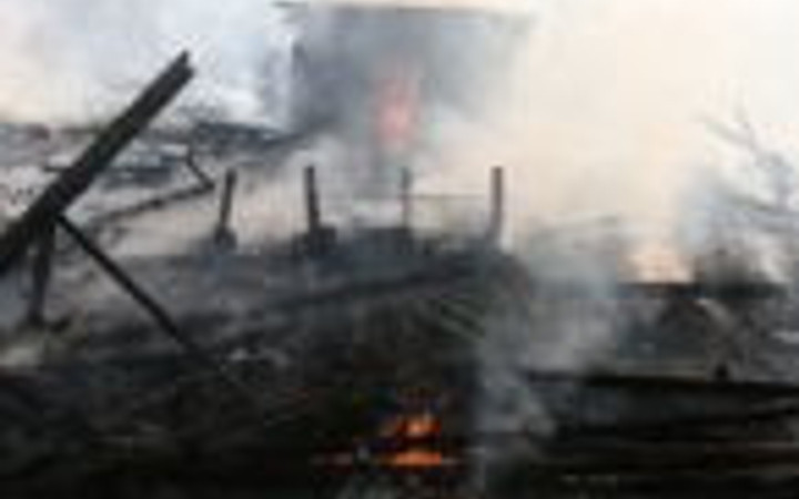 At çiftliğinde yangın!