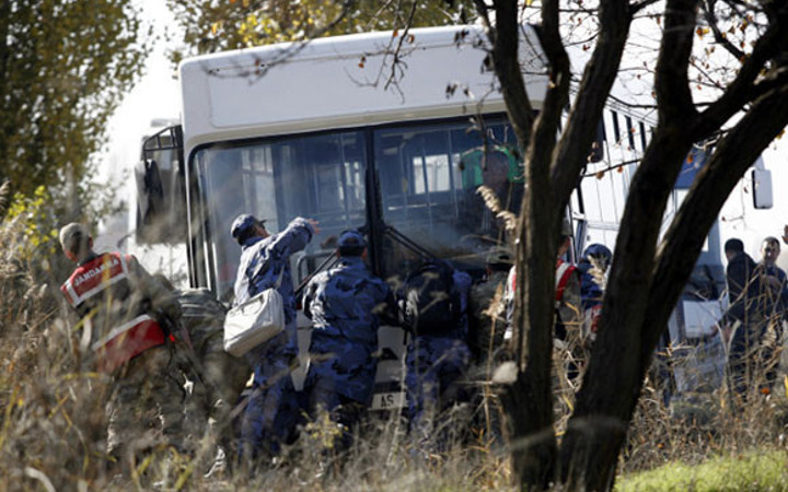 Patriot heyeti çamura saplandı