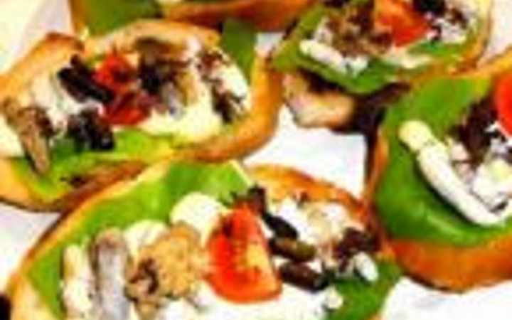 Siz bakamazsınız bile ama onlar yiyor