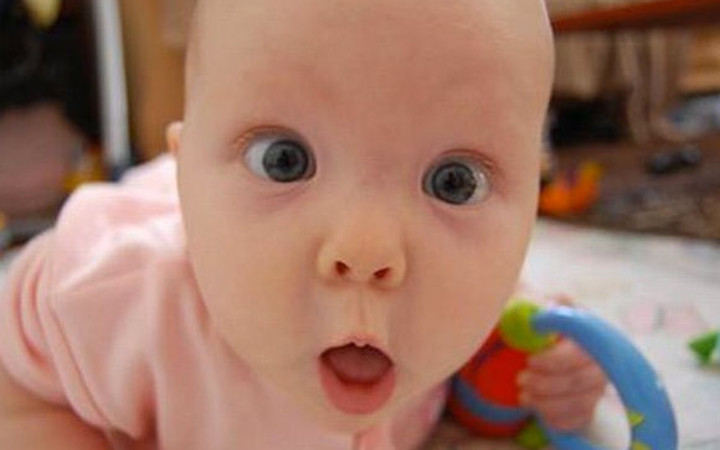 Bu bebekler çok güldürüyor