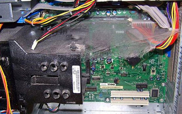 Bilgisayarlarda biriken kirlere dikkat!