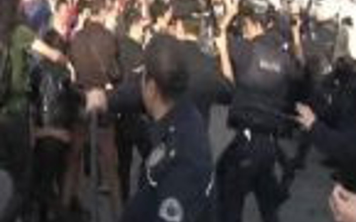 Dilan eylemine polis müdahalesi