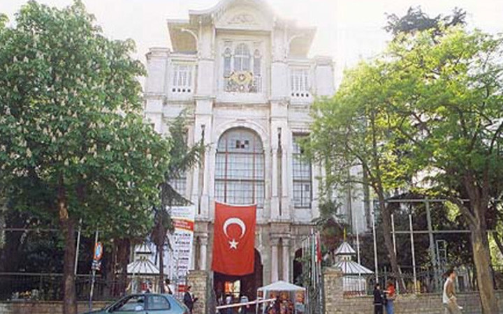 Üniversiteledeki skandal cezalar...